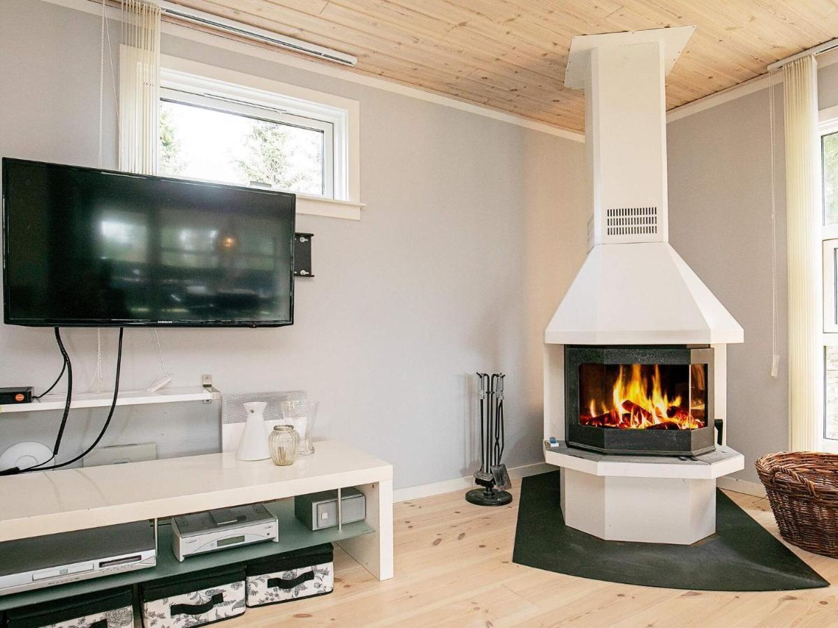 Three-Bedroom Holiday Home In Vaeggerlose 6 Bøtø By Chambre photo
