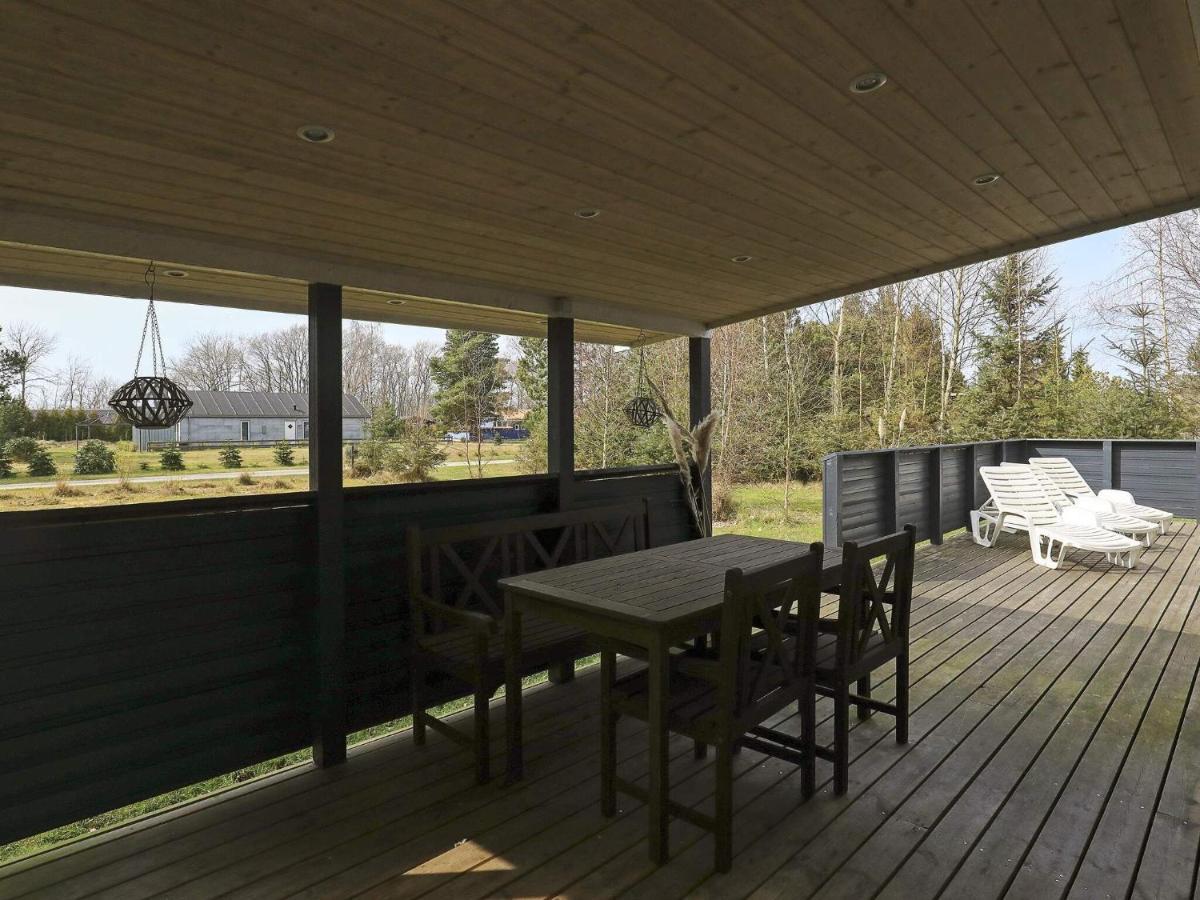 Three-Bedroom Holiday Home In Vaeggerlose 6 Bøtø By Chambre photo
