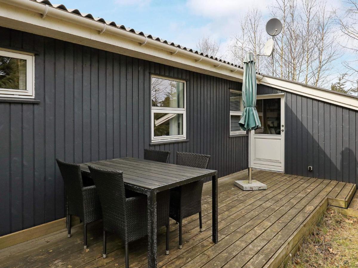 Three-Bedroom Holiday Home In Vaeggerlose 6 Bøtø By Extérieur photo