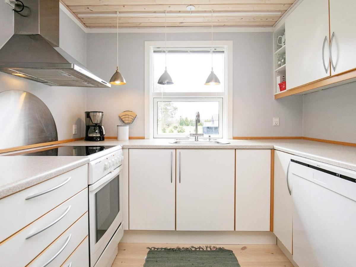 Three-Bedroom Holiday Home In Vaeggerlose 6 Bøtø By Extérieur photo